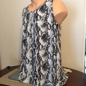 Apt 9 Sleeveless Snakeskin print blouse XL